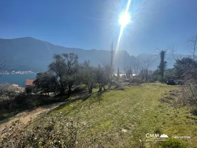 Urbanized plot in Prchanj with a view of the sea